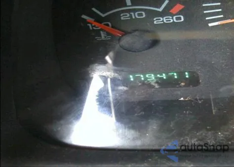 2000 Dodge Durango from USA, damaged, VIN 1B4HR28Z7YF245925